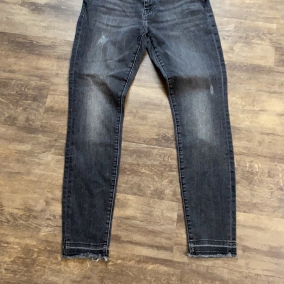 M1858 Kristen ankle raw hem jeans size 27 - Picture 4 of 10